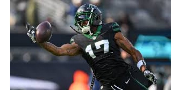 Davante Adams har förlorat toppen av sin karriär Davante Adams har förlorat toppen av sin karriär